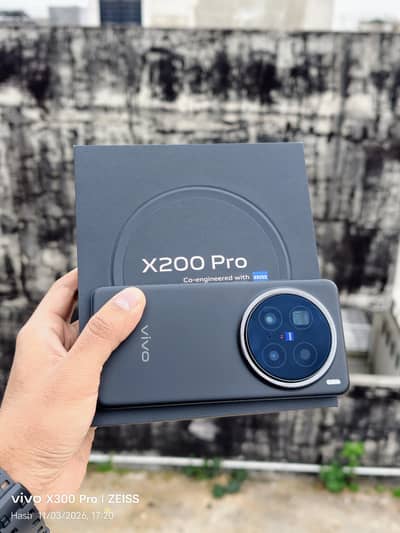 Vivo x200 Pro 16/512gb full box first owner