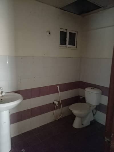 three bed dd well maintained apartment for rent in johar