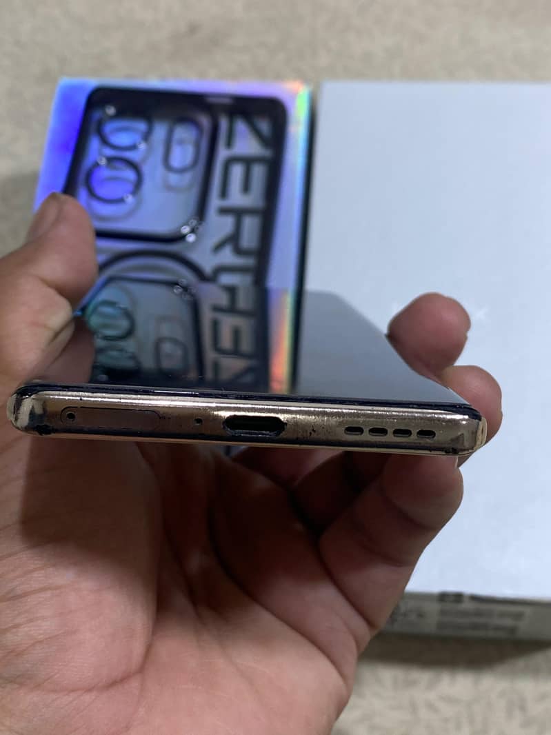 Infinix Zero 30 6