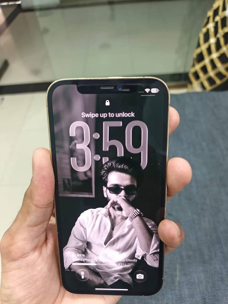 Apple iPhone 12 Pro 3