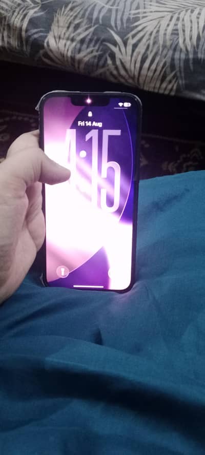 Apple iPhone 14