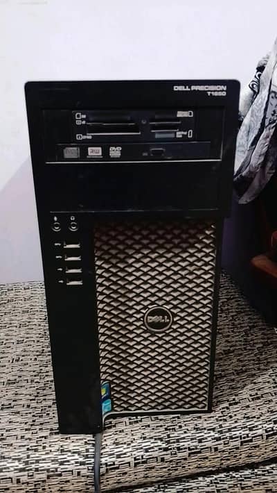 Dell Desktop PC | Core i3 7th Gen | 6GB RAM | SSD