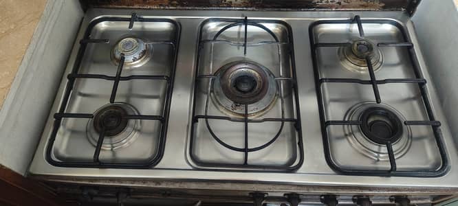 Oven of Canon brand is for sale
