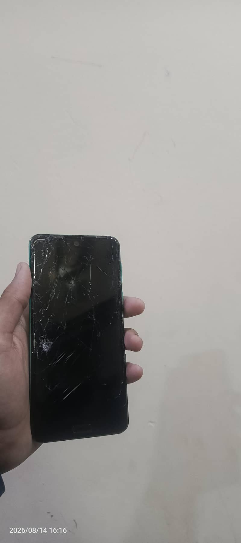 Sharp Aquos R3 1