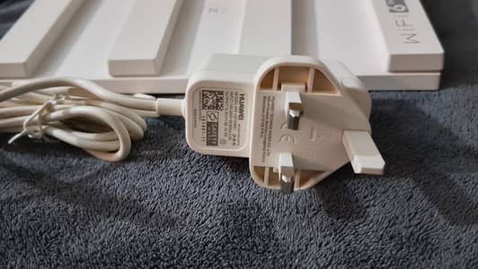 Huawei WiFi 6+ AX3 Dual Band Router Complete Box & Accessories