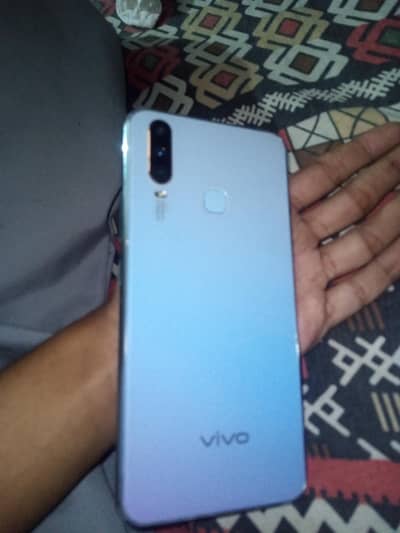 Vivo Y17