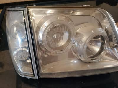 Toyota Prado FJ90 Headlights and Side Lamps