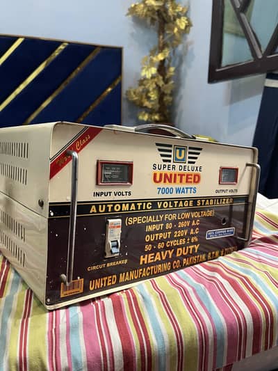 Super deluxe United 7k watt stabilizer