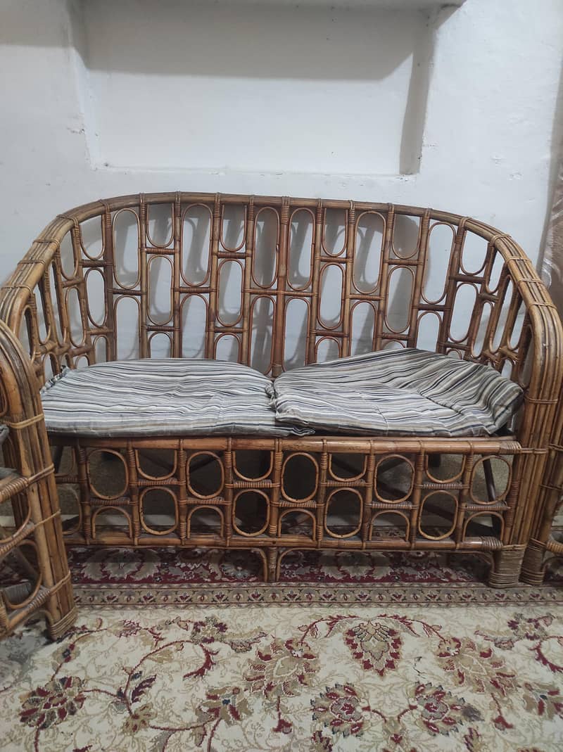 4 Seater Sofa 3