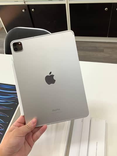 Apple iPad pro M2