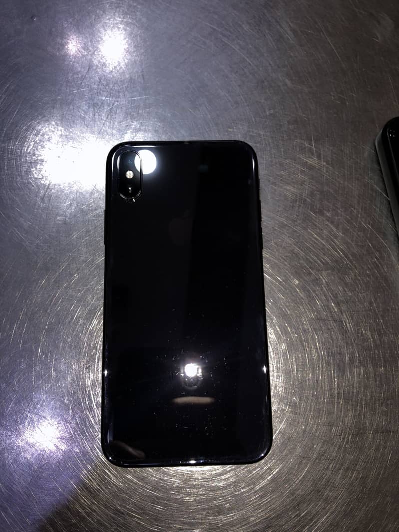 Apple iPhone X 1