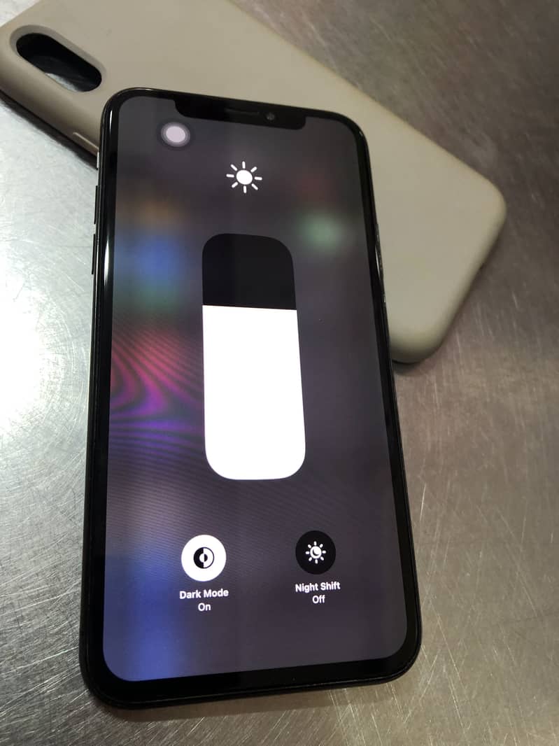 Apple iPhone X 3