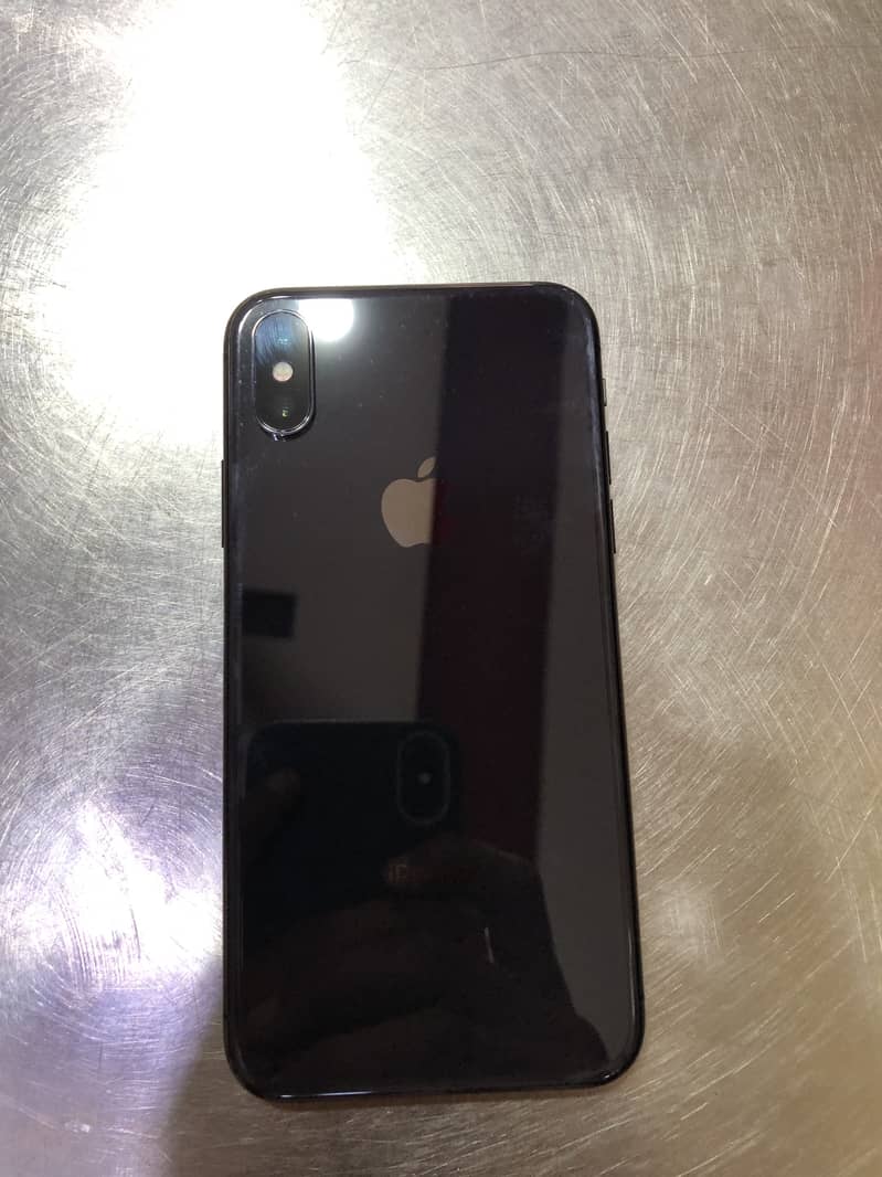 Apple iPhone X 4