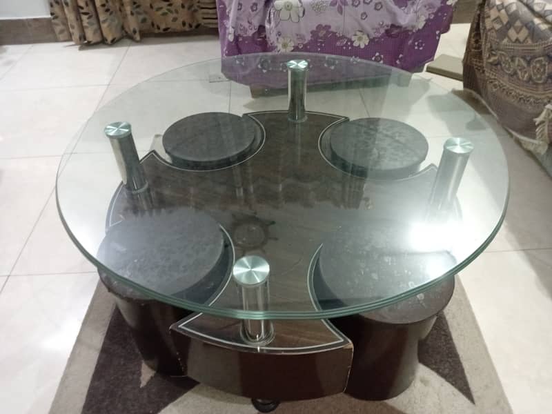 Centre Table with 4 stools 0