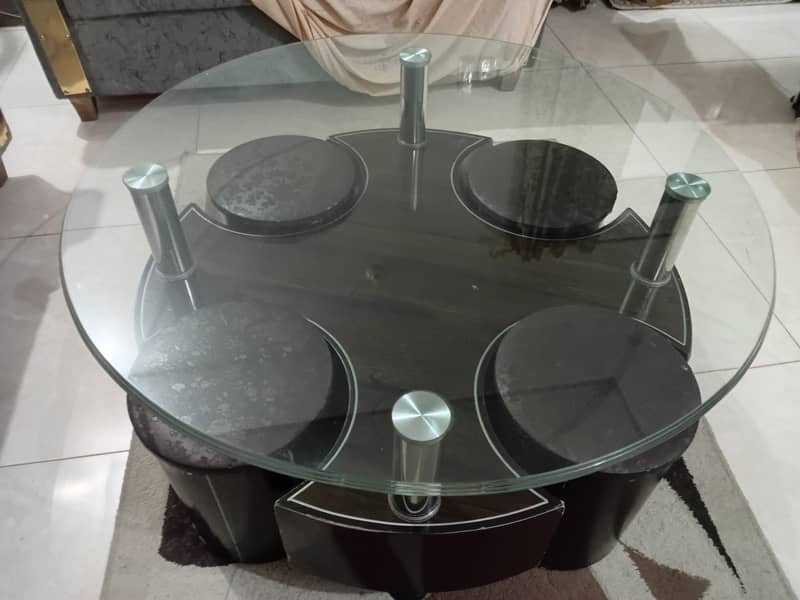 Centre Table with 4 stools 3