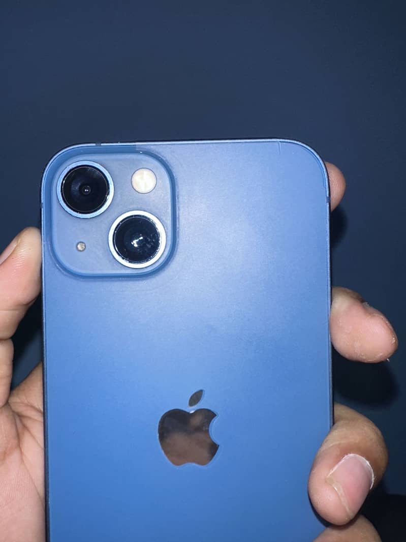 Apple iPhone 13 6