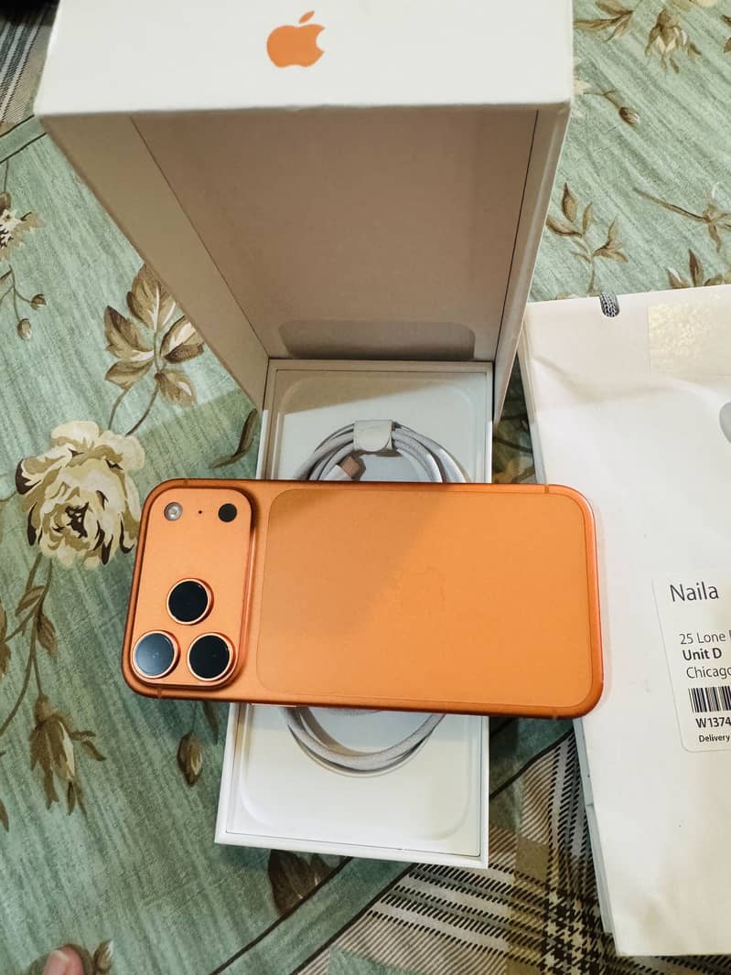 iPhone 17 Pro Max 8