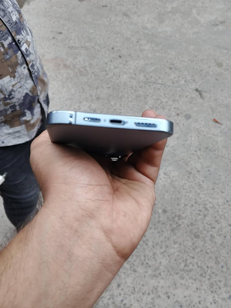 Apple iPhone 13 Pro Max 3
