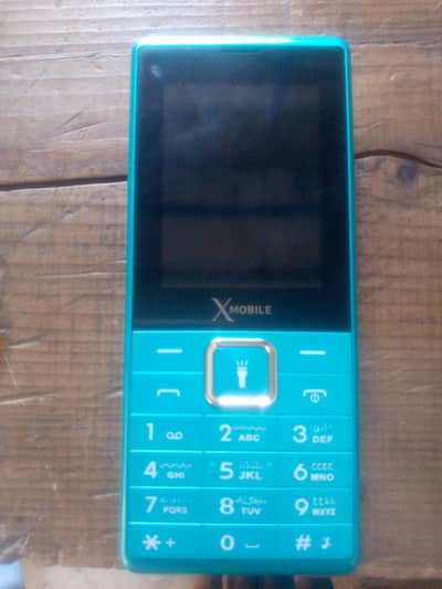 XMobile D4 Ultra