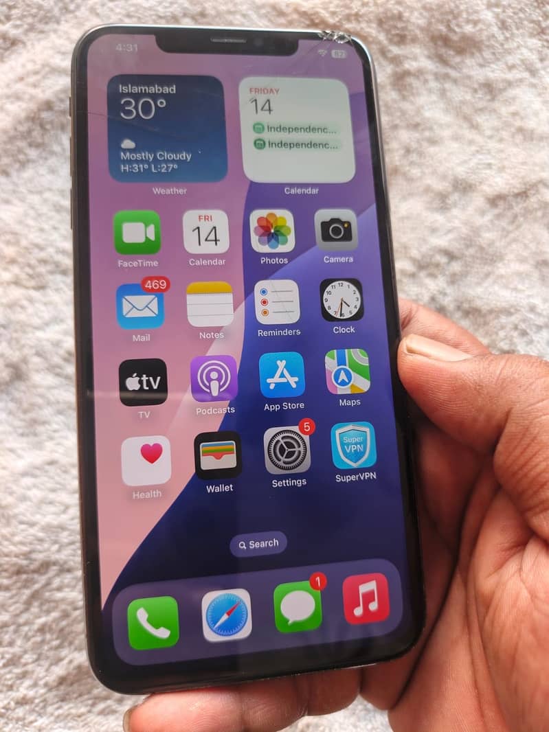 Apple iPhone XS Max 0