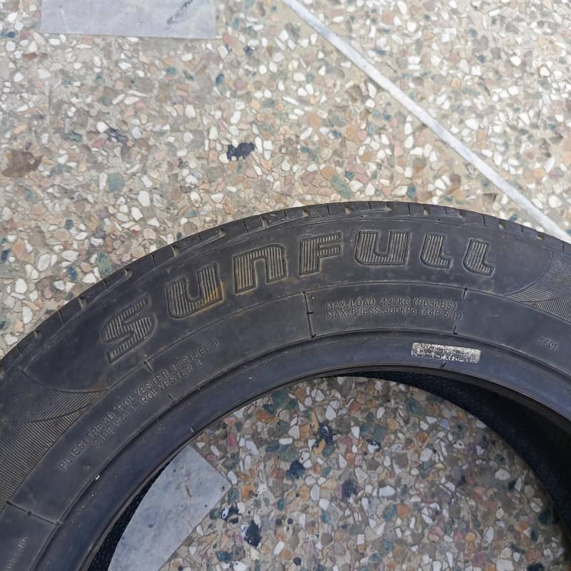 14" Tyre 1