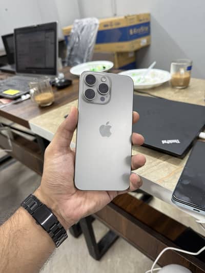 Apple iPhone 15 Pro Max