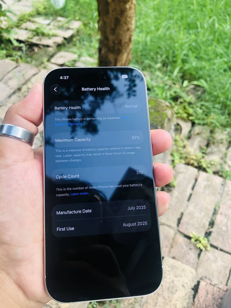 Apple iPhone 16 Pro 11