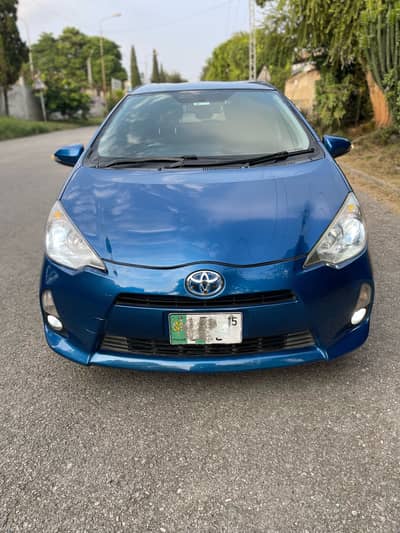 Toyota Aqua G, Push start, immaculate condition for sale