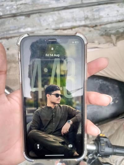 Apple iPhone 11