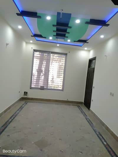VIP beautiful 5 Marla portion is available for rent in sabzazar Lahore