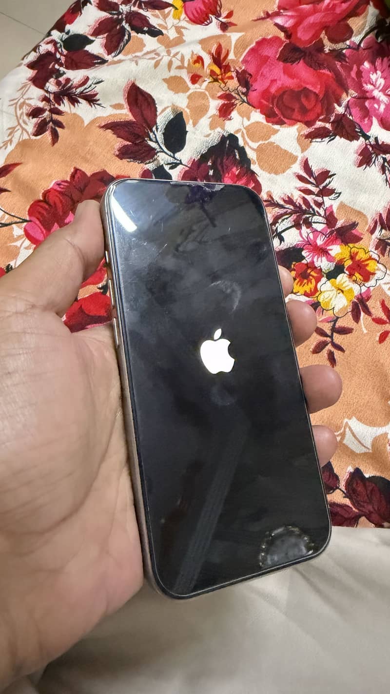 Apple iPhone 15 Pro 6