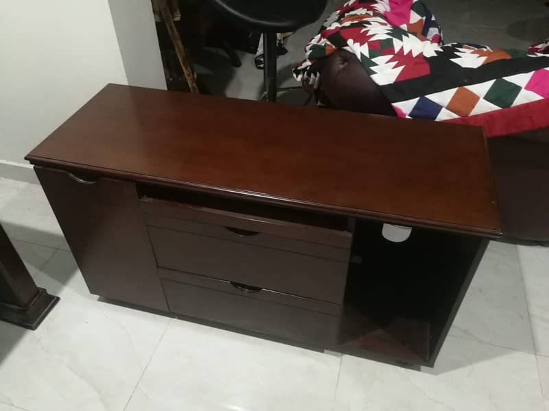 Table and filing console 1