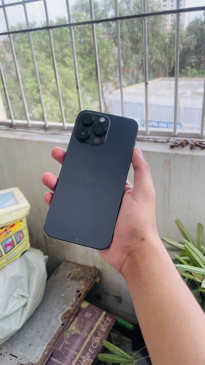 iPhone 14 Pro Max FU