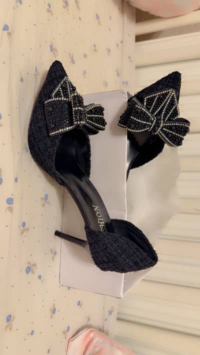 Imported Uk heels