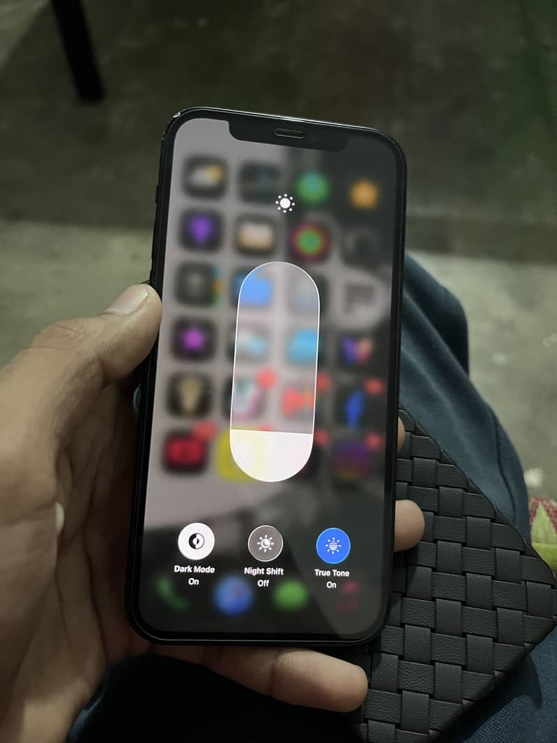 Apple iPhone 12 5