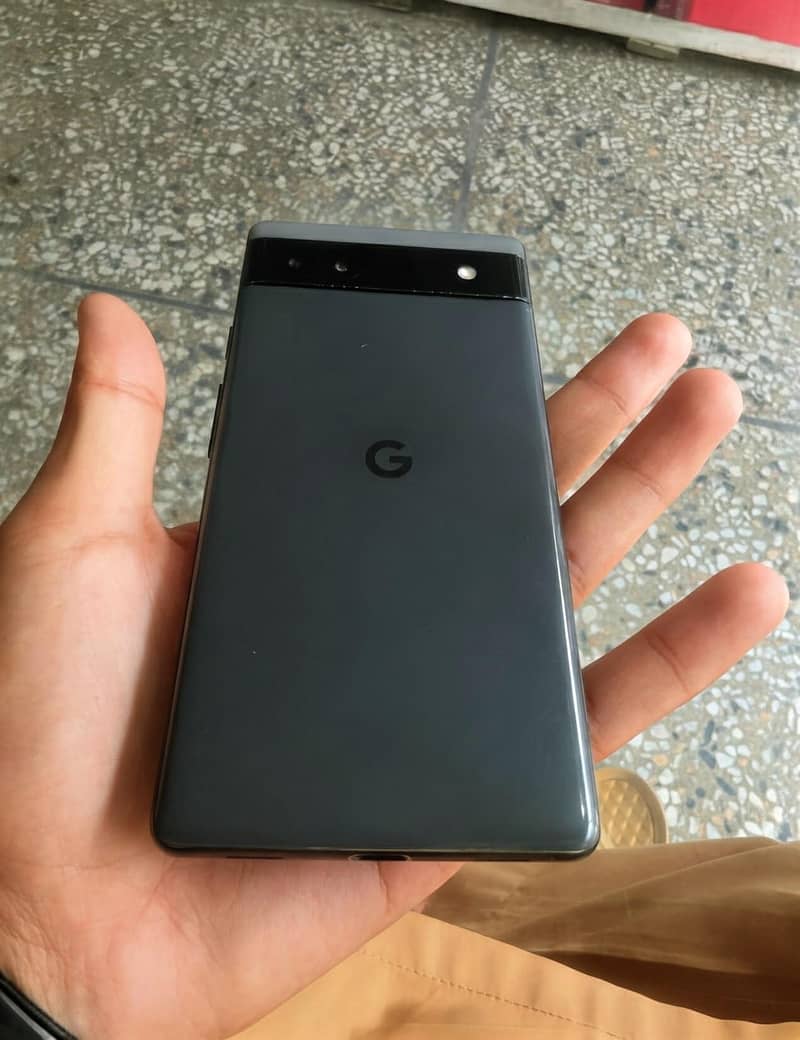 Google Pixel 6a 1