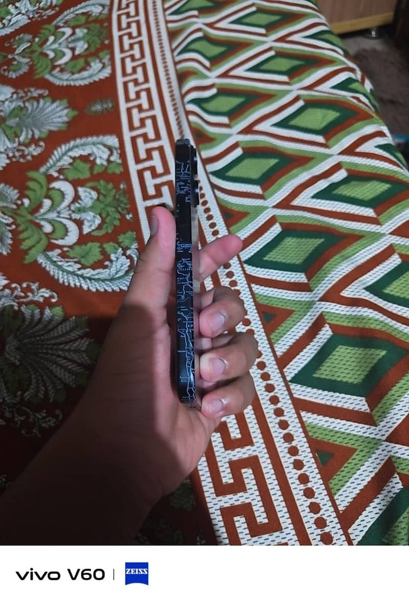 Apple iPhone 15 4