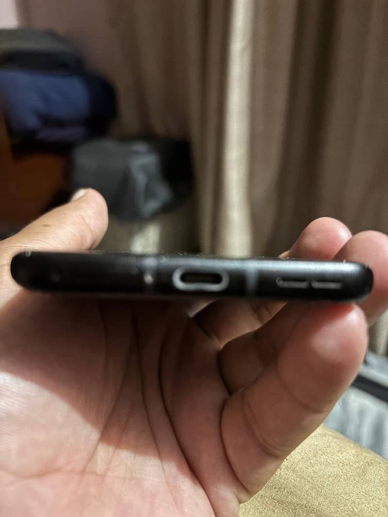 One Plus 10 Pro 6