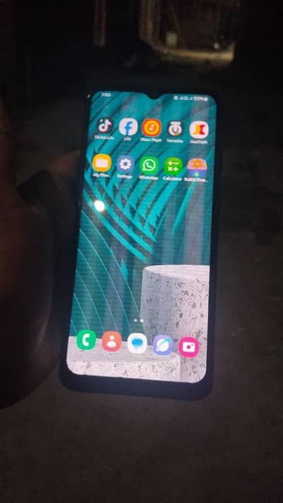 Samsung Mobile A04