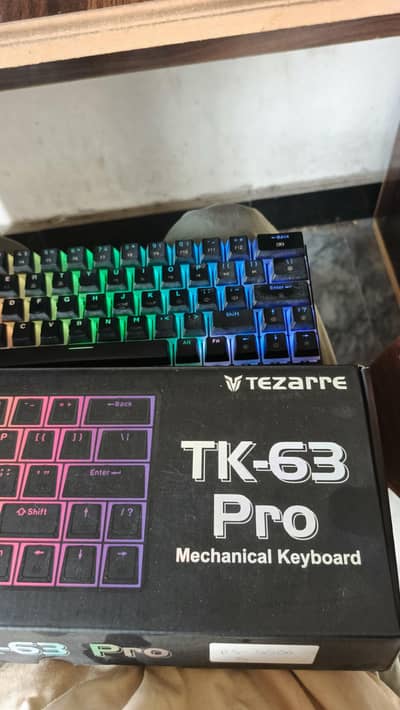 60% Machanical Keyboard Red Switches Wireless and wired both