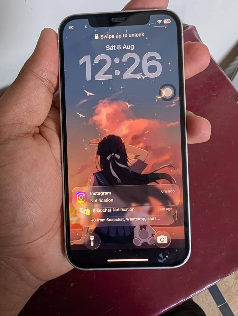 iPhone 12 7
