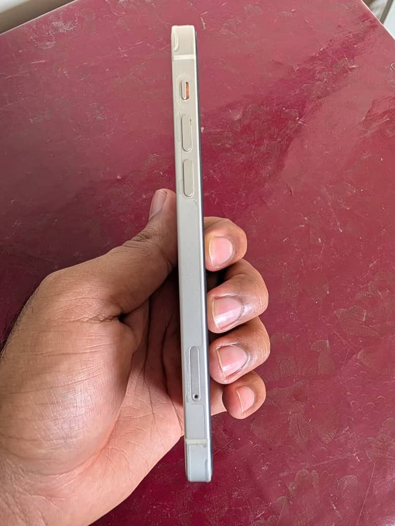 iPhone 12 8