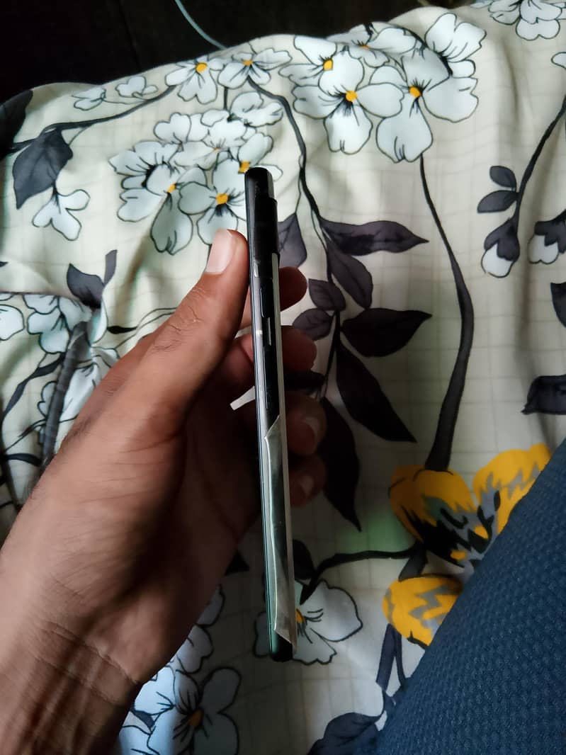 Google Pixel 6a 1