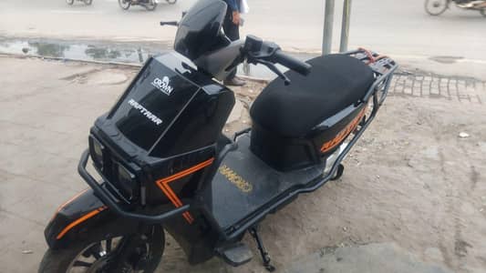 Crown Raftar Pro For sale Urgent