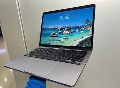Apple MacBook Pro M2 Genuine