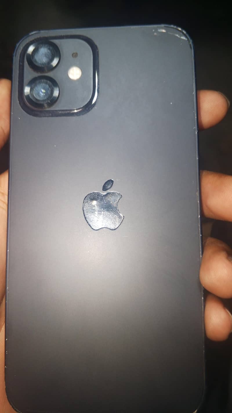 Apple iPhone 12 2