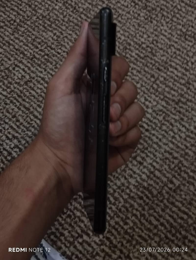 Google Pixel 6 4