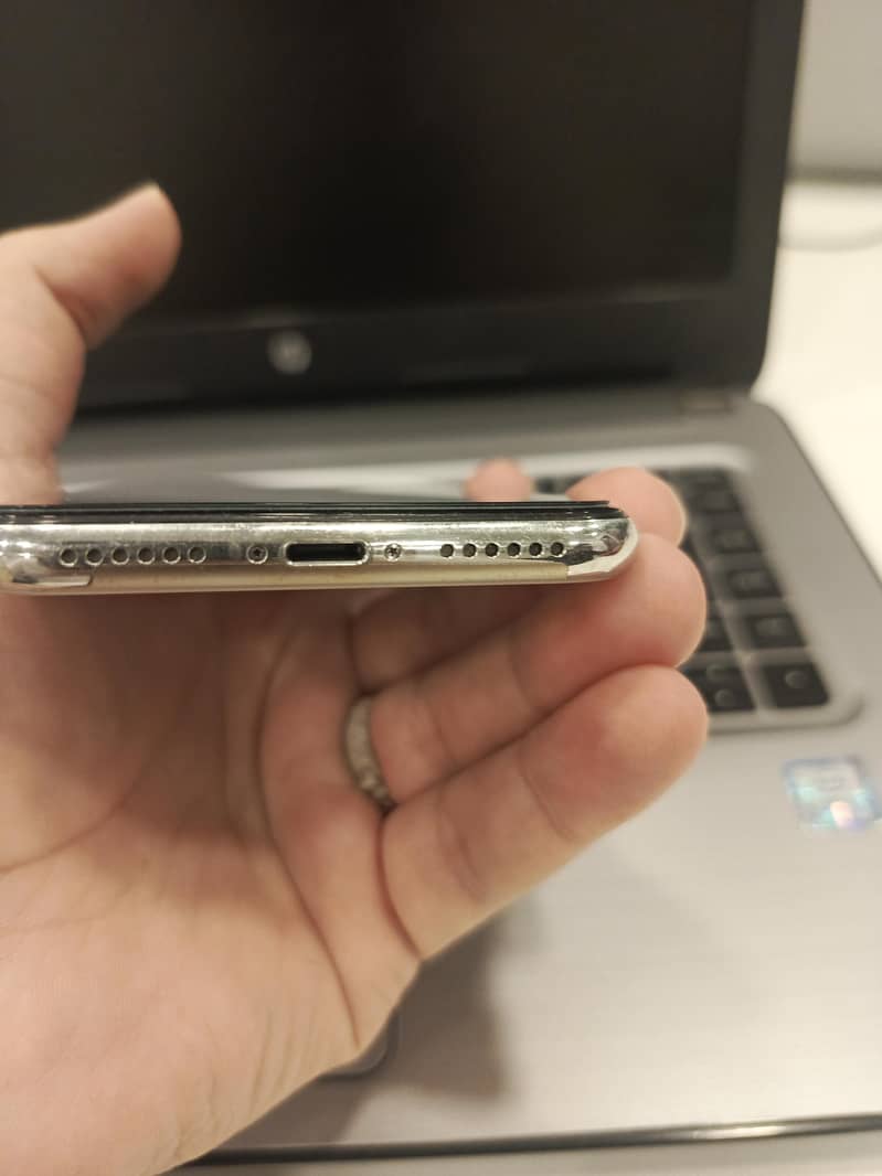 Apple iPhone X 1