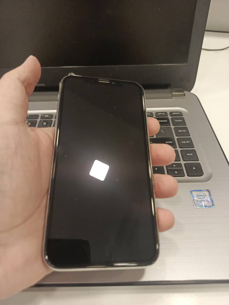 Apple iPhone X 2
