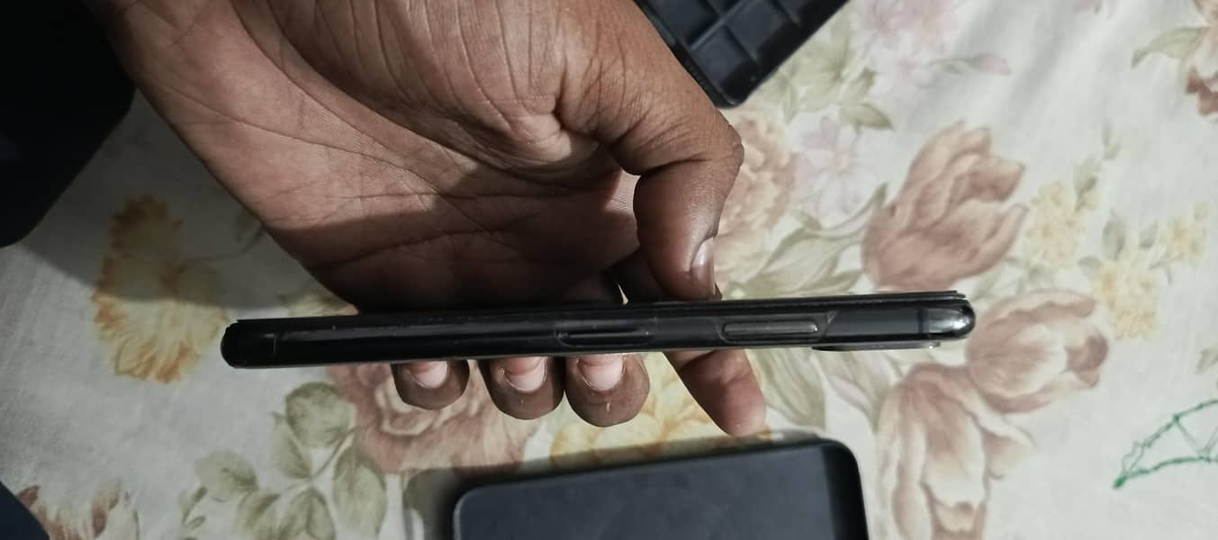 iphone Xs 4